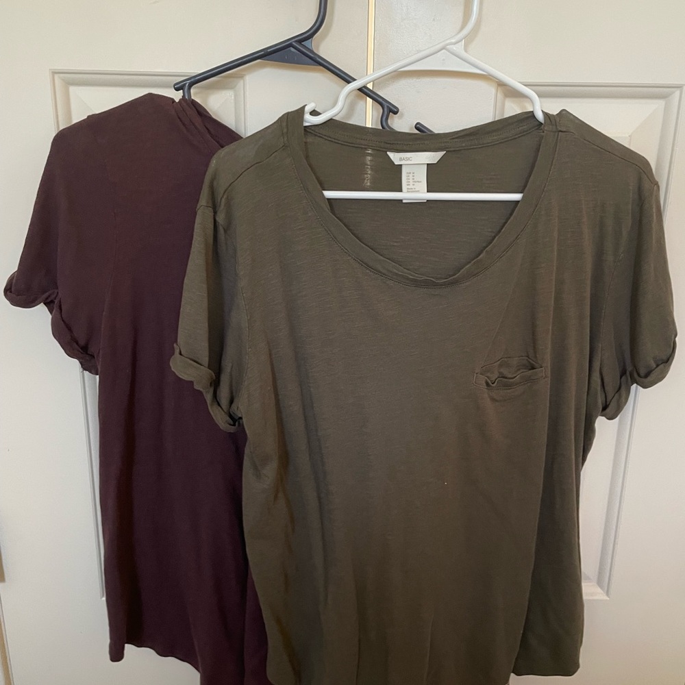 Set of 2 h&m basic tees